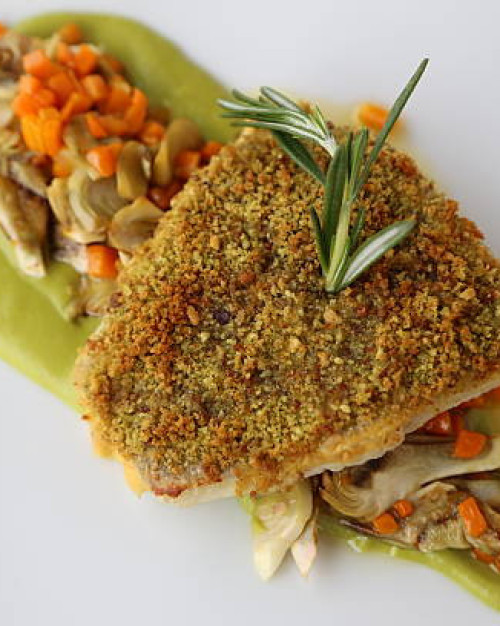 Colin en croûte de chorizo, petits légumes, riz