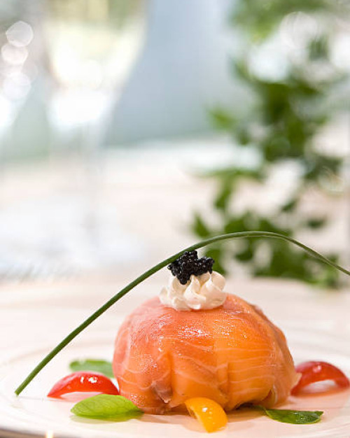 PAUPIETTE DE SAUMON , SPAGHETTI & LÉGUMES 